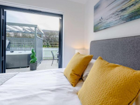 2 Bed in Westward Ho 77289